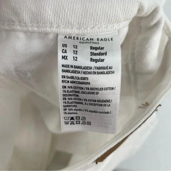 NWT American Eagle White Stretch Denim 5 Pocket Mom Jeans Casual Cotton Blend - Picture 13 of 13